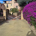 Rokkaria Terrace -